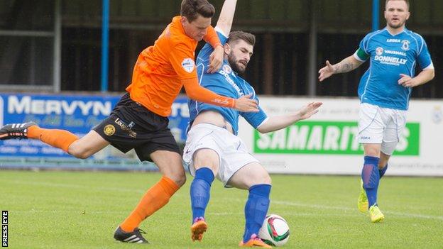 Carrick defeated Dungannon 2-1 at Stangmore Park last August