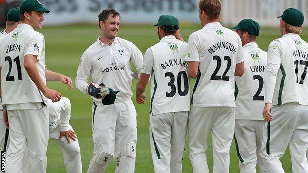 Ed Barnard and Dillon Pennington both took four wickets as Notts were bowled out for 128 - their lowest score of the season - and Gareth Roderick took five catches in the day