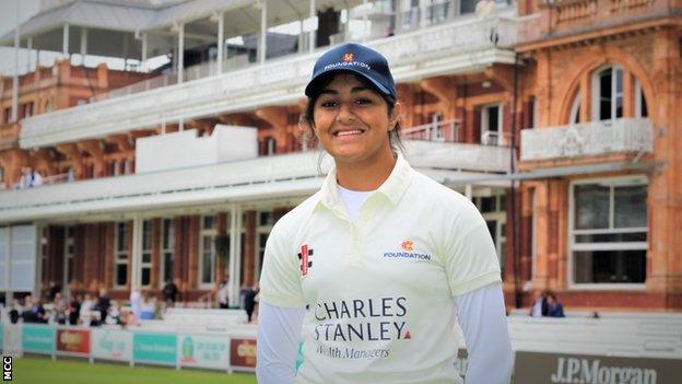 Imaan Effendi at Lord's