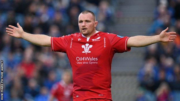 Ken Owens in action for Scarlets against Leinster in October 2021