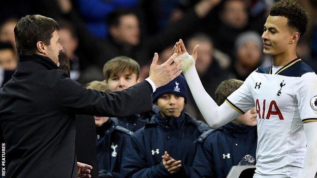 Mauricio Pochettino and Dele Alli