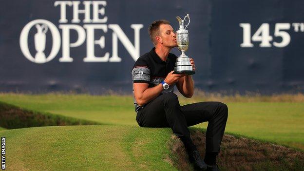 Henrik Stenson celebrates winning the 145th edition of The Open