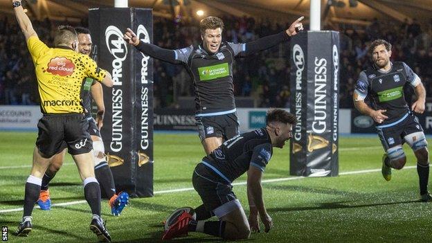 Ali Price's second-half try helped Glasgow to victory