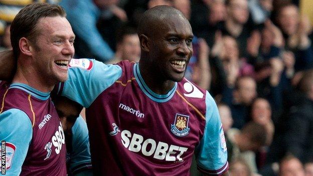 Kevin Nolan (left) and Carlton Cole