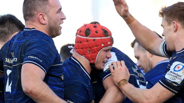 Josh van der Flier celebrates his second try