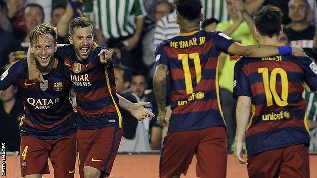 Barcelona celebrate a goal from Ivan Rakitic