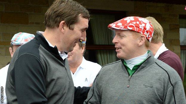 Alan Stubbs and Neil Lennon catch up at a charity golf day