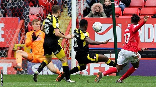 Joe Aribo scores for Charlton