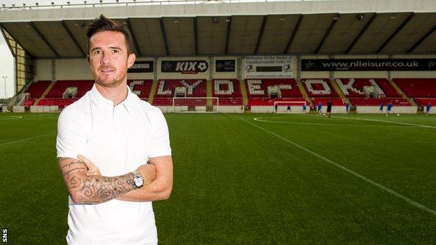 Clyde player-manager Barry Ferguson