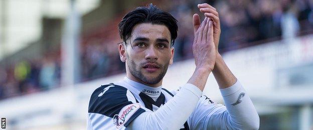 Faissal El-Bakhtaoui applauds the Dunfermline Athletic fans