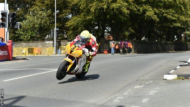 Nathan Harrison at the Manx Grand Prix