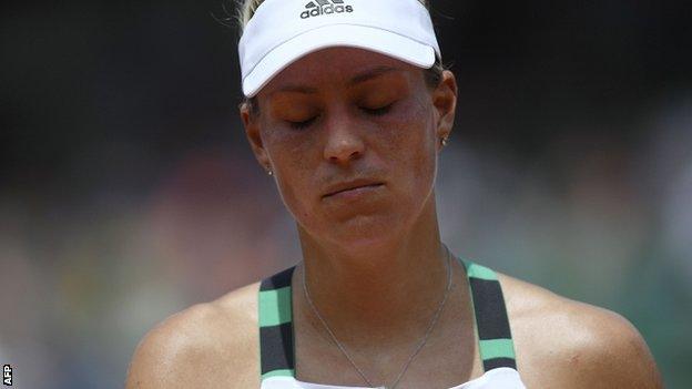 Angelique Kerber reacts