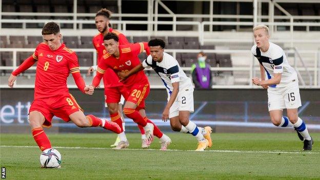 Harry Wilson missed a golden chance to give Wales victory in Finland from the penalty spot