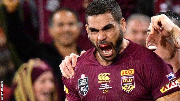 Greg Inglis celebrates a Queensland Origin try