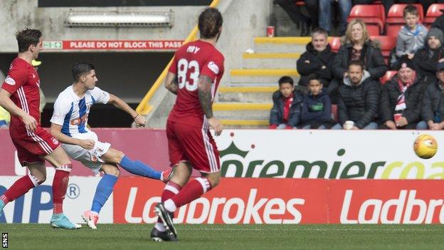 Kilmarnock's Jordan Jones (right) fires the equaliser