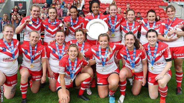 St Helens win the League Leaders' Shield