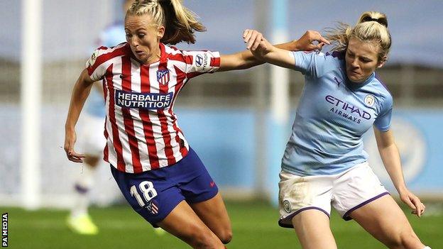 Toni Duggan (left)