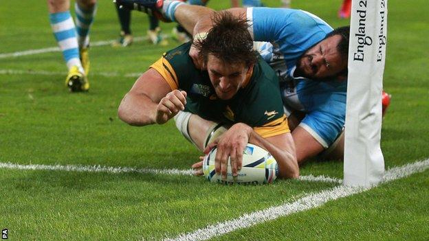 Eben Etzebeth scored for South Africa