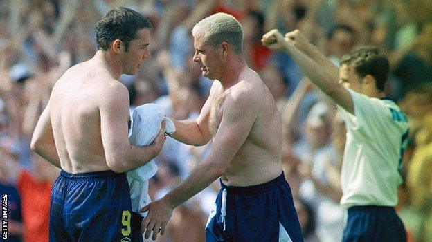 Ally McCoist and Paul Gascoigne swap shirts at the final whistle