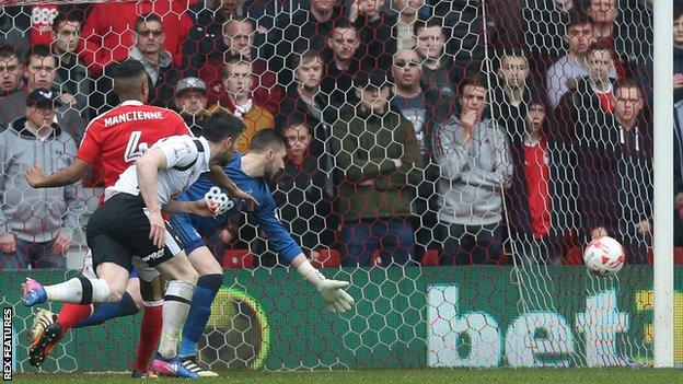 David Nugent scores for Derby