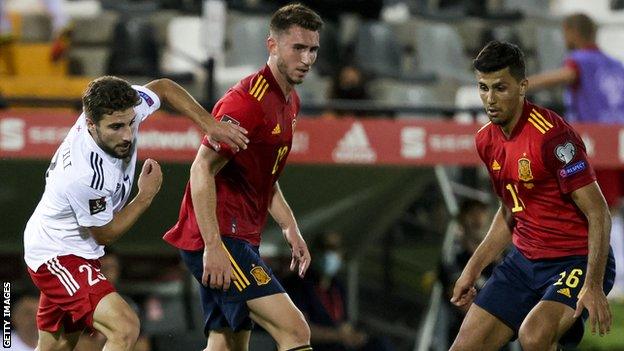 Aymeric Laporte and Rodri playing for Spain