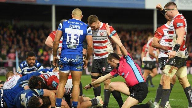 Freddie Clarke scores for Gloucester