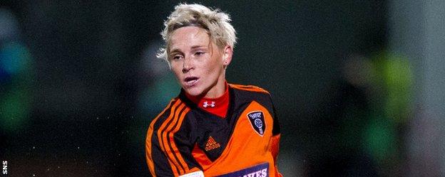 Jess Fishlock in action for Glasgow City