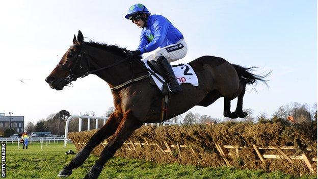 Hurricane Fly ridden by Ruby Walsh