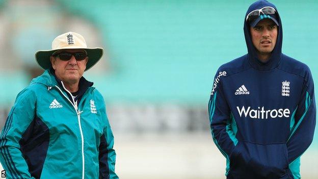 Trevor Bayliss and Alastair Cook