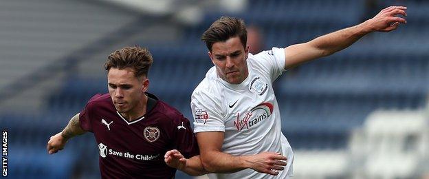 Andrew Little playing for Preston against Hearts