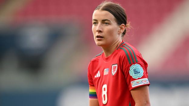 Angharad James: Midfielder handed Wales captain's role - BBC Sport