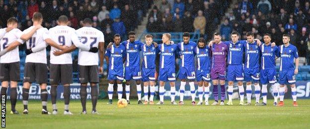 Gillingham and Bury's players pay