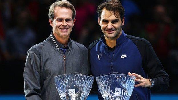 Roger Federer (right) and Stefan Edberg