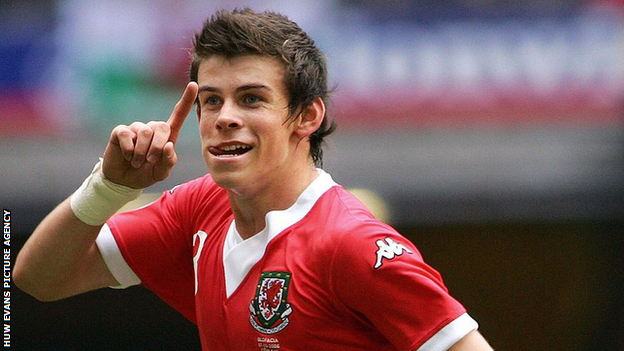 Gareth Bale celebrating