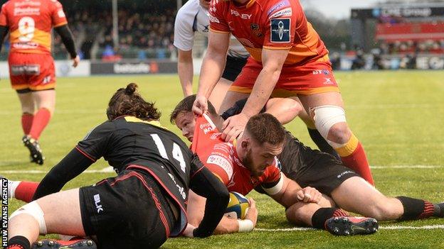 Harrison Keddie scored the game's opening try as Dragons lost at Saracens