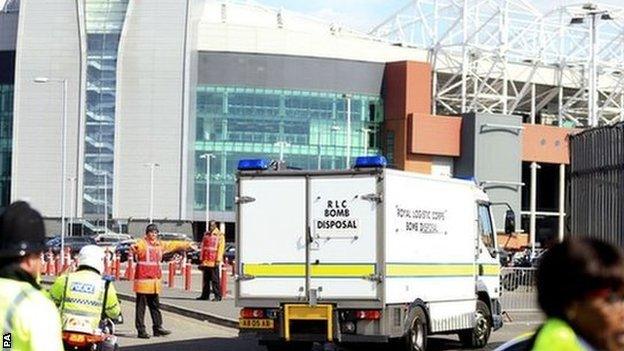 Bomb disposal unit outside Old Trafford