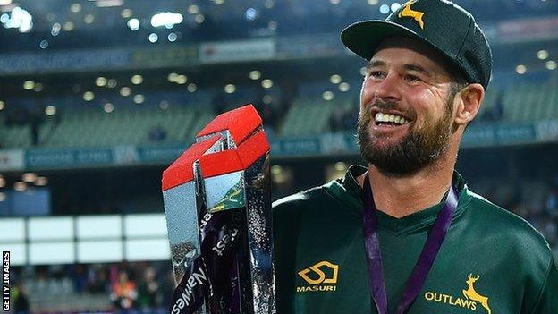 Nottinghamshire's Dan Christian holding the 2017 T20 Blast trophy