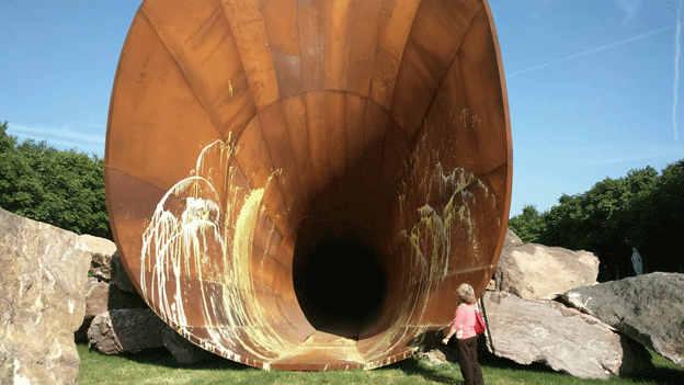 Dirty Corner c Anish Kapoor 2015