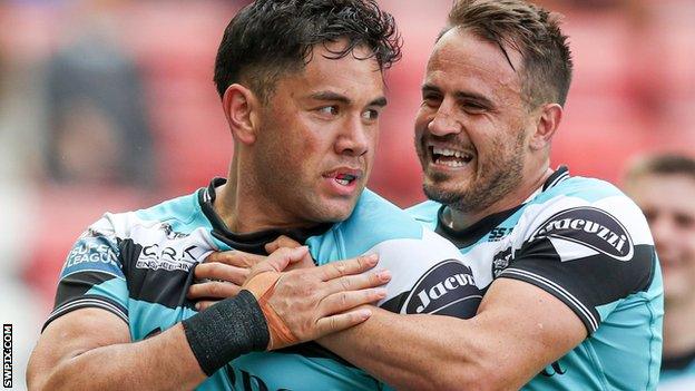 Andre Savelio plundered a hat-trick for a dominant Hull FC