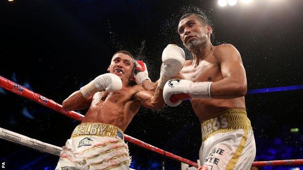 Lee Selby won by unanimous decision against Jonathan Victor Barros to defend his IBF belt