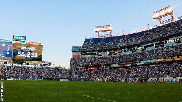 Manchester City and Tottenham Hotspur in action in Nashville.