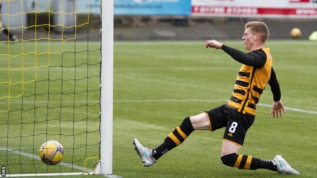 Alloa's Jon Robertson scores an own goal to make it 2-2