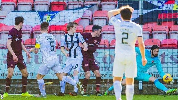 Hearts goalkeeper Craig Gordon was in inspired form