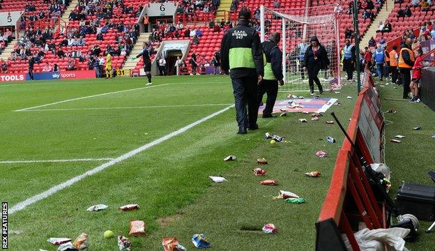 Crisps stop play at Charlton Athletic