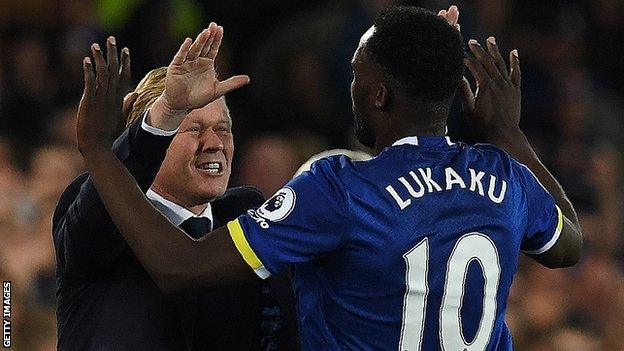 Ronald Koeman and Romelu Lukaku