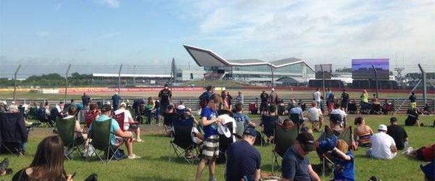 Silverstone fans