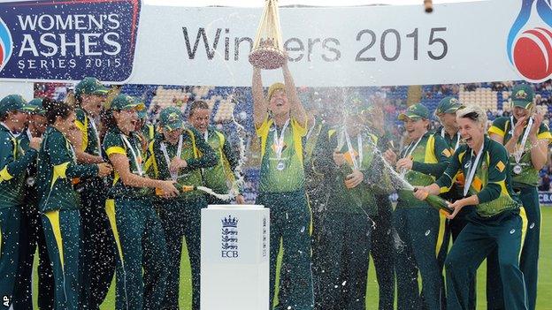 Australia lift the Women's Ashes trophy