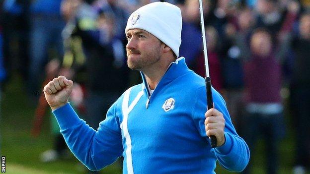 Graeme McDowell celebrates holing a putt in the 2014 Ryder Cup at Gleneagles