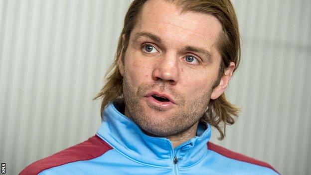 Neilson wants to see youngsters challenging for top team places at Hearts