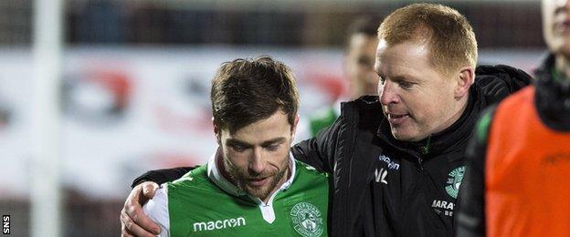 Lewis Stevenson and Neil Lennon at full-time